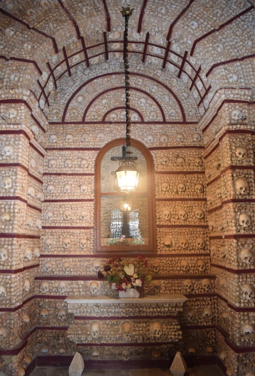 faro bone chapel portugal