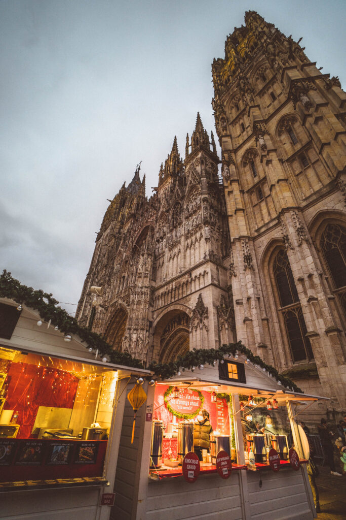 Place de la Cathédrale rouen christmas market