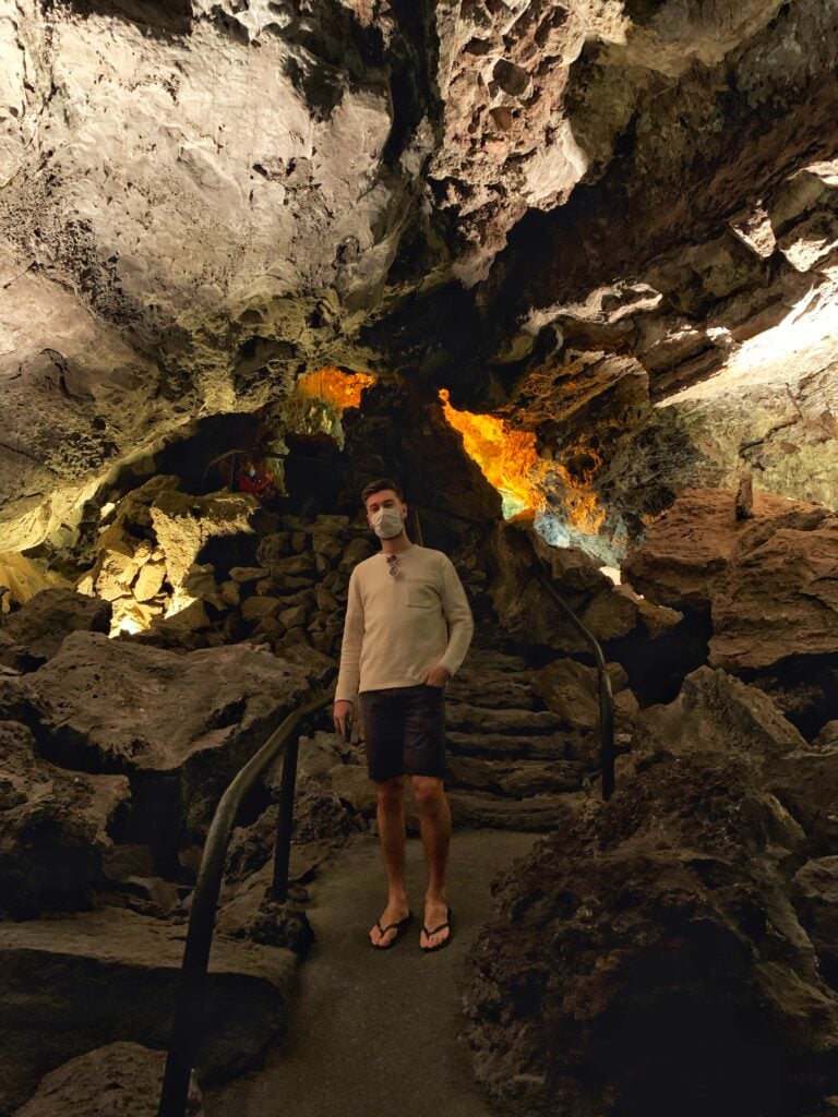 cave cueva de los verdes