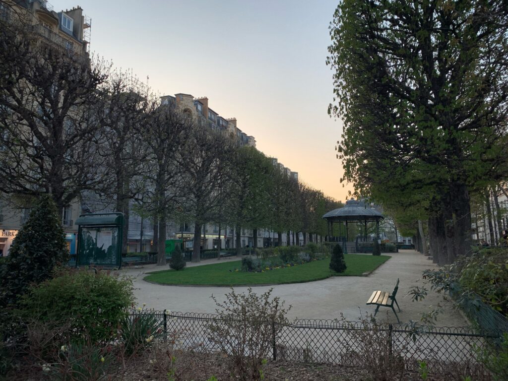 Square Yvette-Chauviré