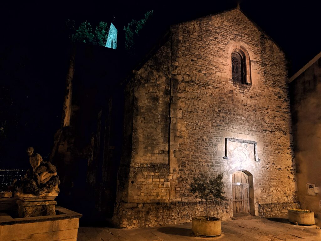 Fontaine de Vaucluse Church (Église Saint-Véran de Fontaine-de-Vaucluse)