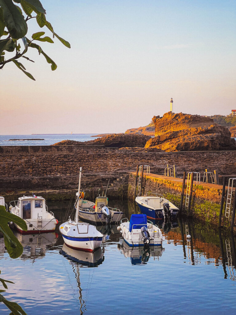 port des pecheurs biarritz
