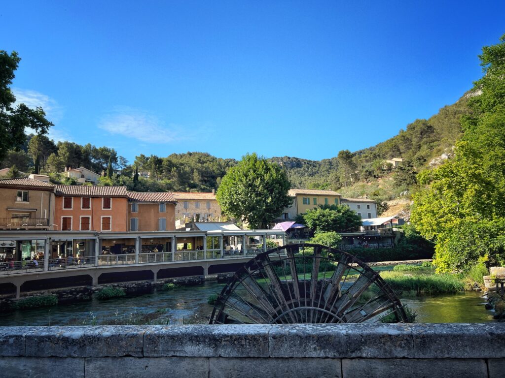 fontaine de vaucluse water wheel