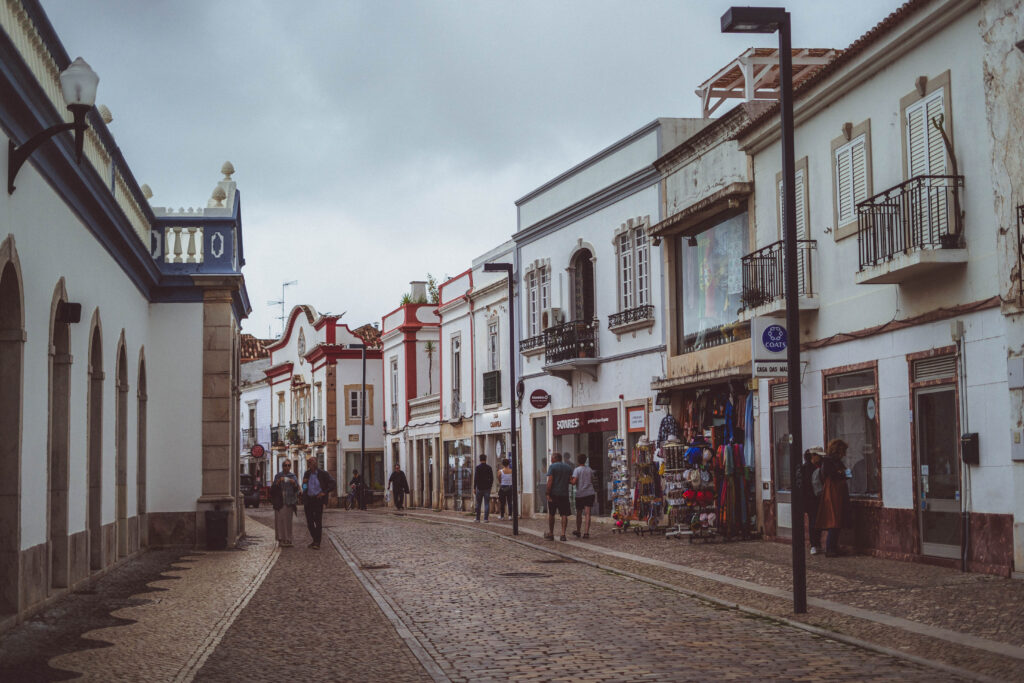 go shopping in tavira