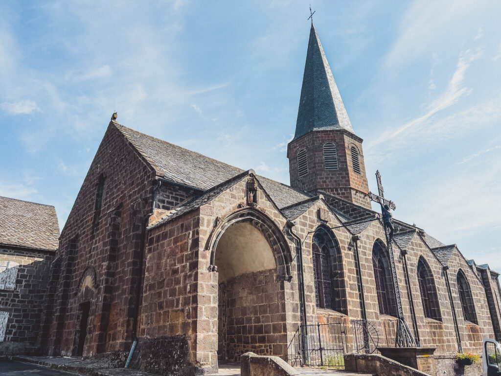 Church of Saint Andrew ( Église Saint-André) 