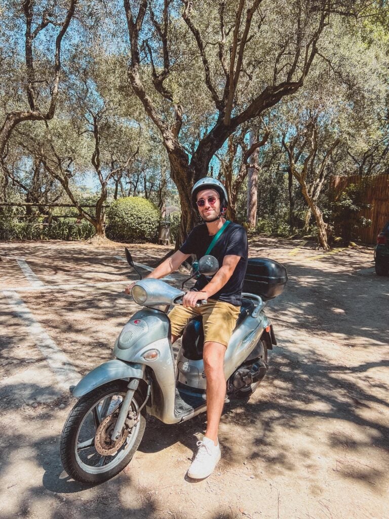 getting around ischia