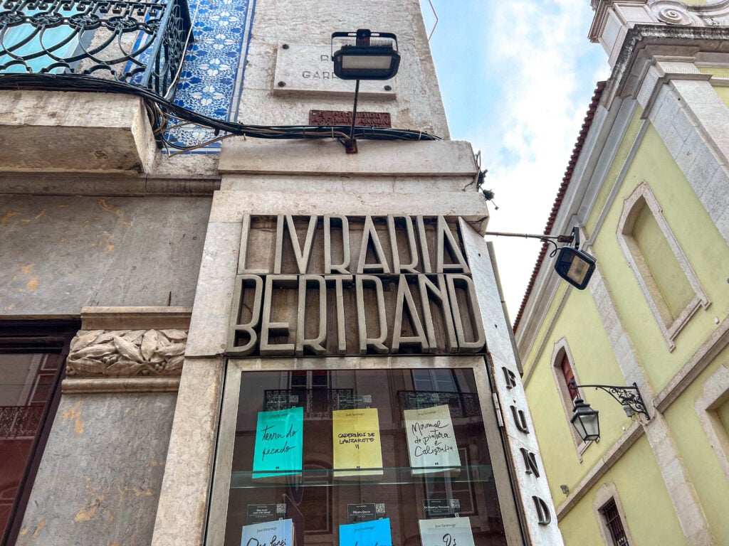 Livraria Bertrand: How to Visit the Oldest Bookshop in the World