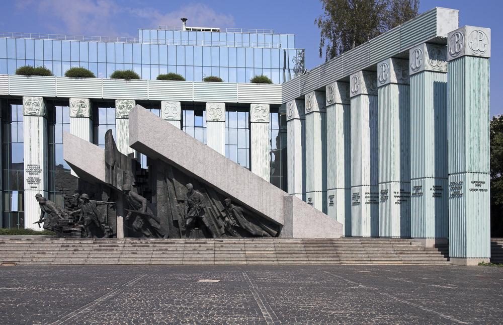 warsaw uprising monument