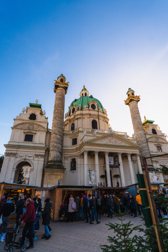 Karlsplatz Christmas market