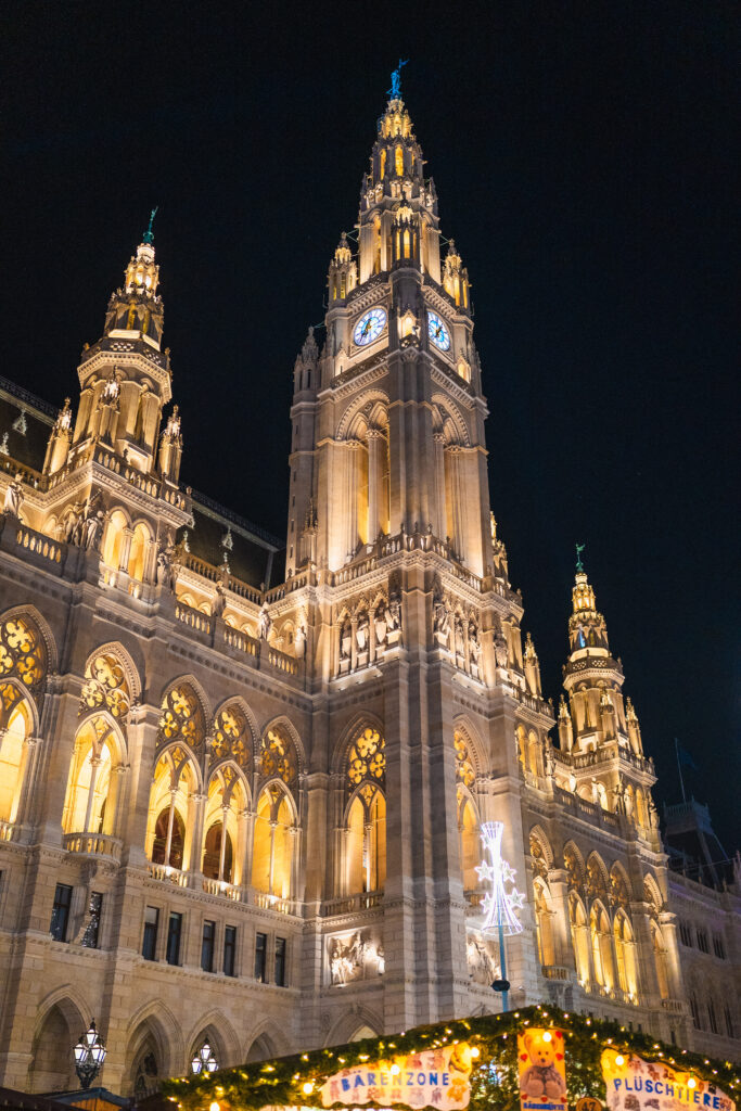 Christkindlmarkt vienna at night