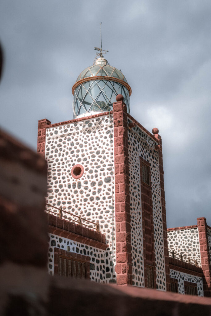 Faro de la Entallada (La Entallada Lighthouse)