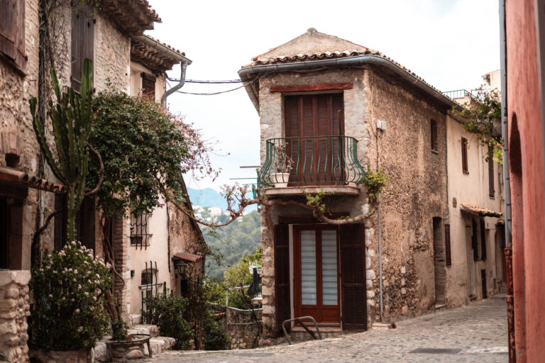 Cagnes-sur-Mer & Haut-de-Cagnes Guide