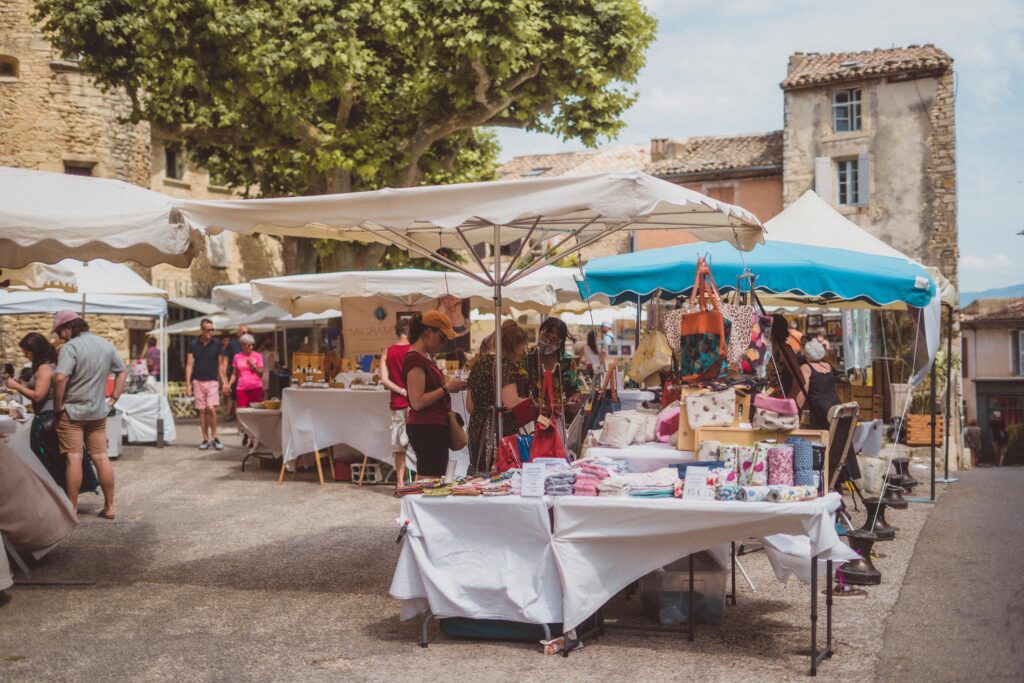 gordes market