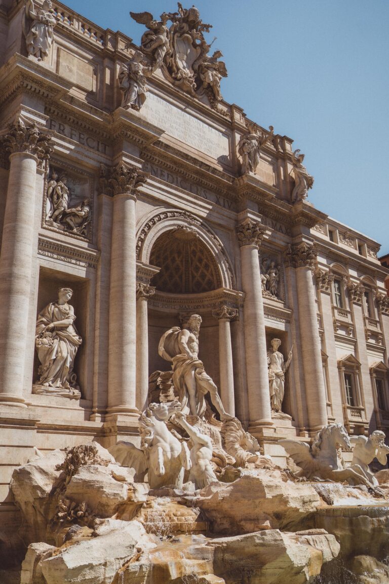 trevi fountain