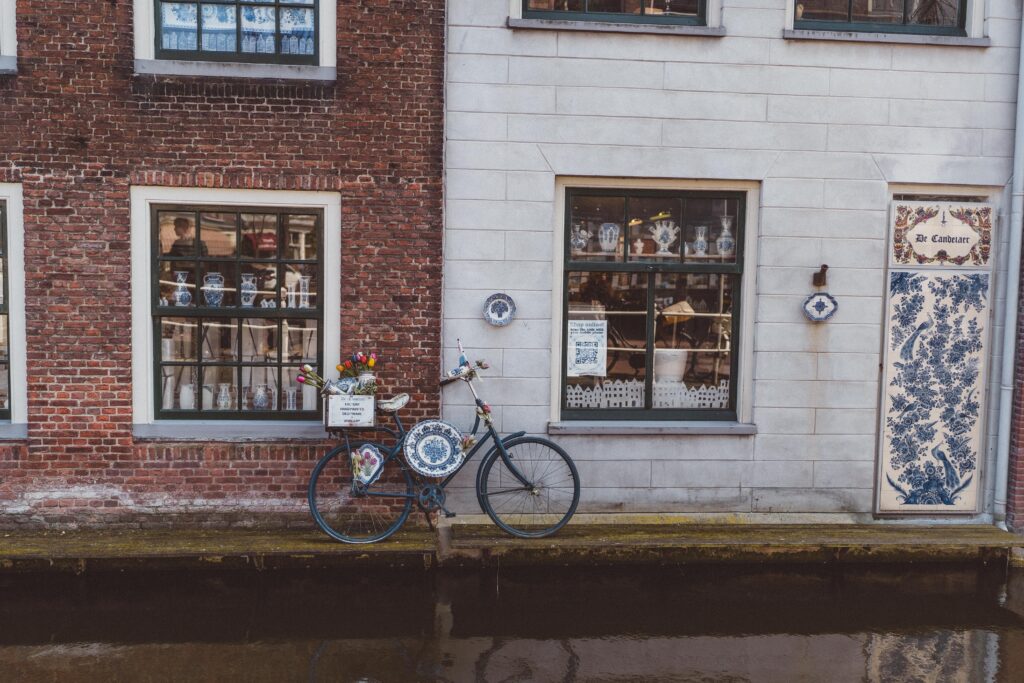 cycling in delft