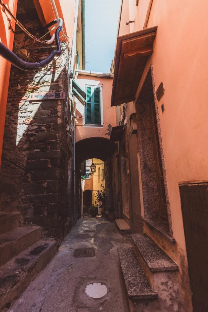 caruggi in riomaggiore