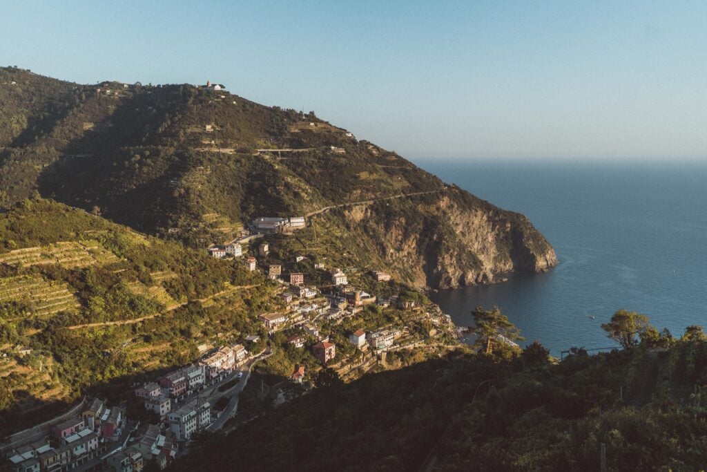 hike to manarola