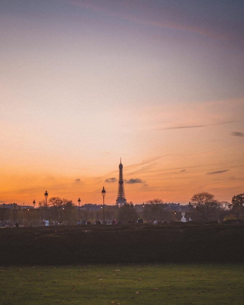 how much does a trip to paris cost