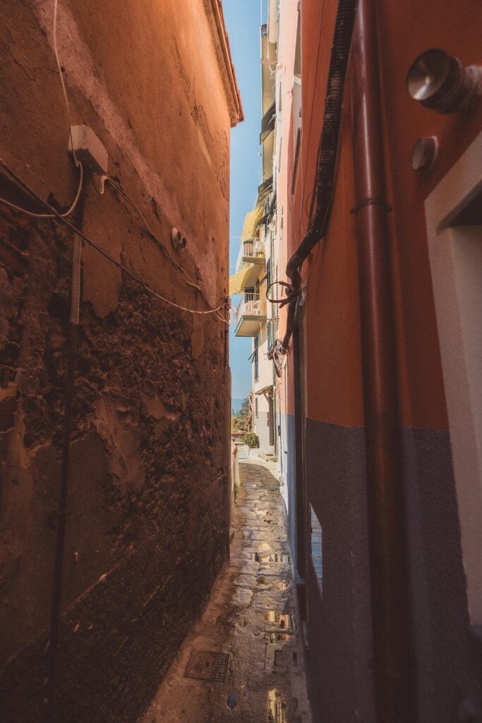 caruggi in riomaggiore