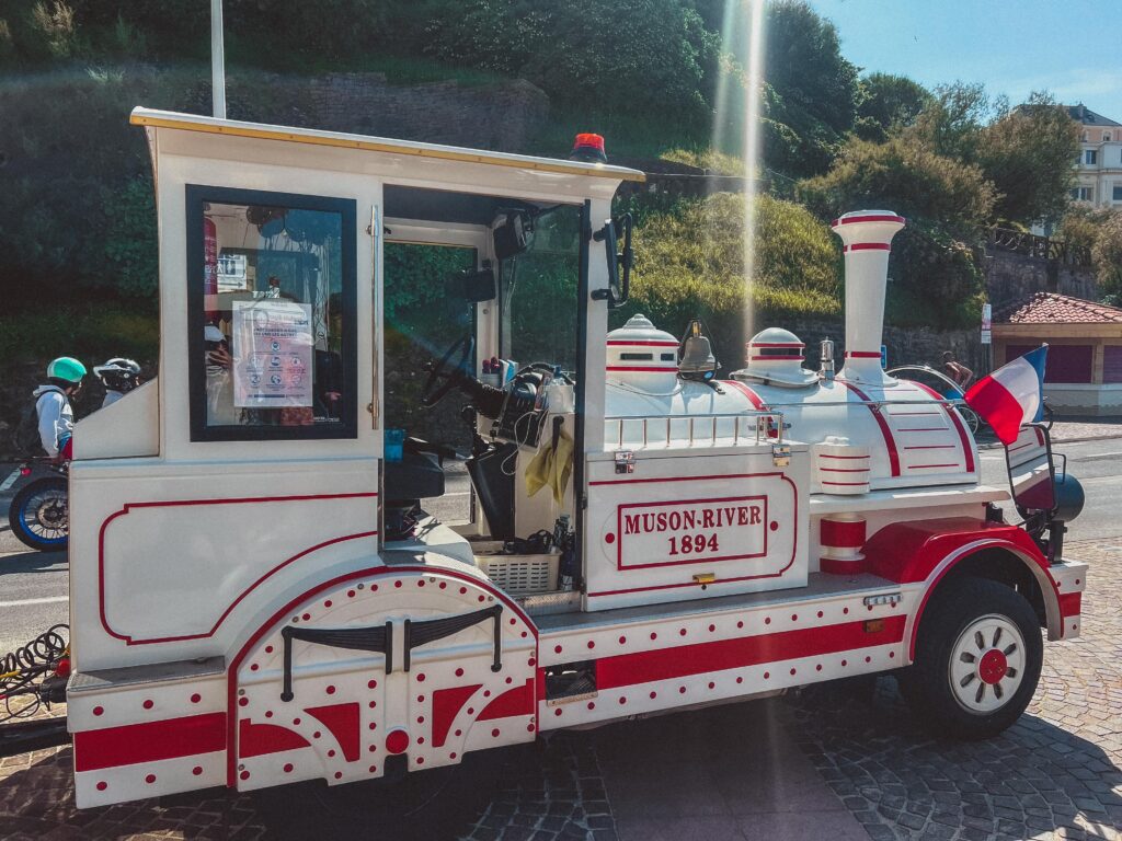 tourist train biarritz