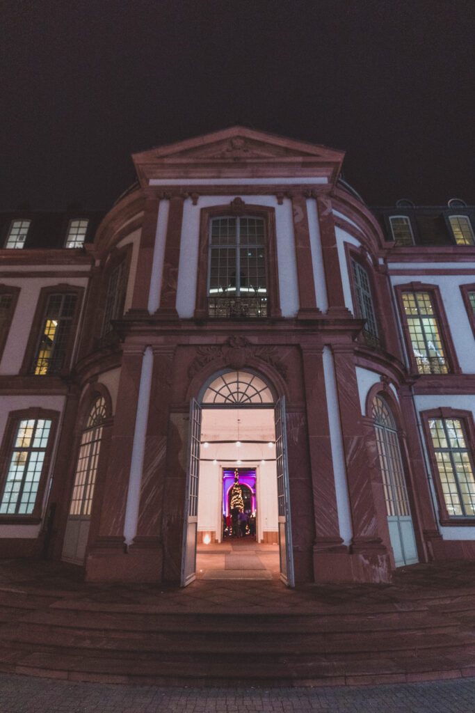 Frankfurt Christmas market at the Thurn und Taxis Palace