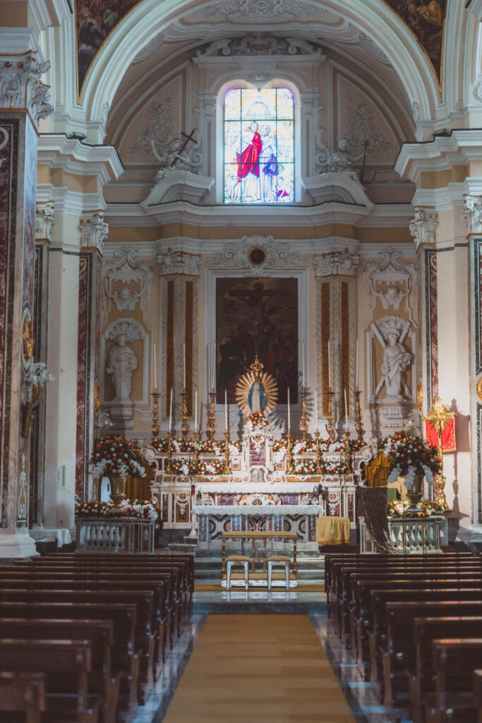 cetara church interior