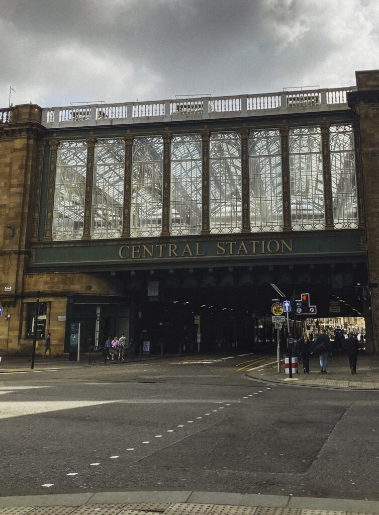 glasgow central station in scotland
