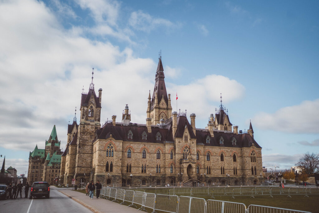houses of parliament ottawa