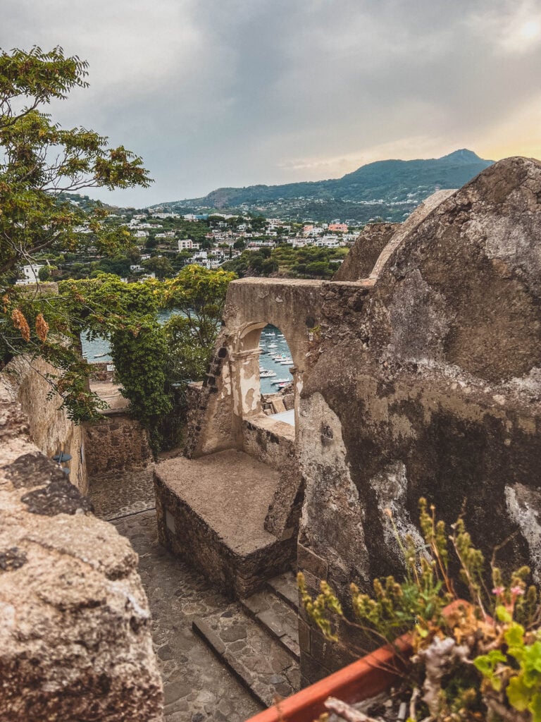 aragonese castle architecture