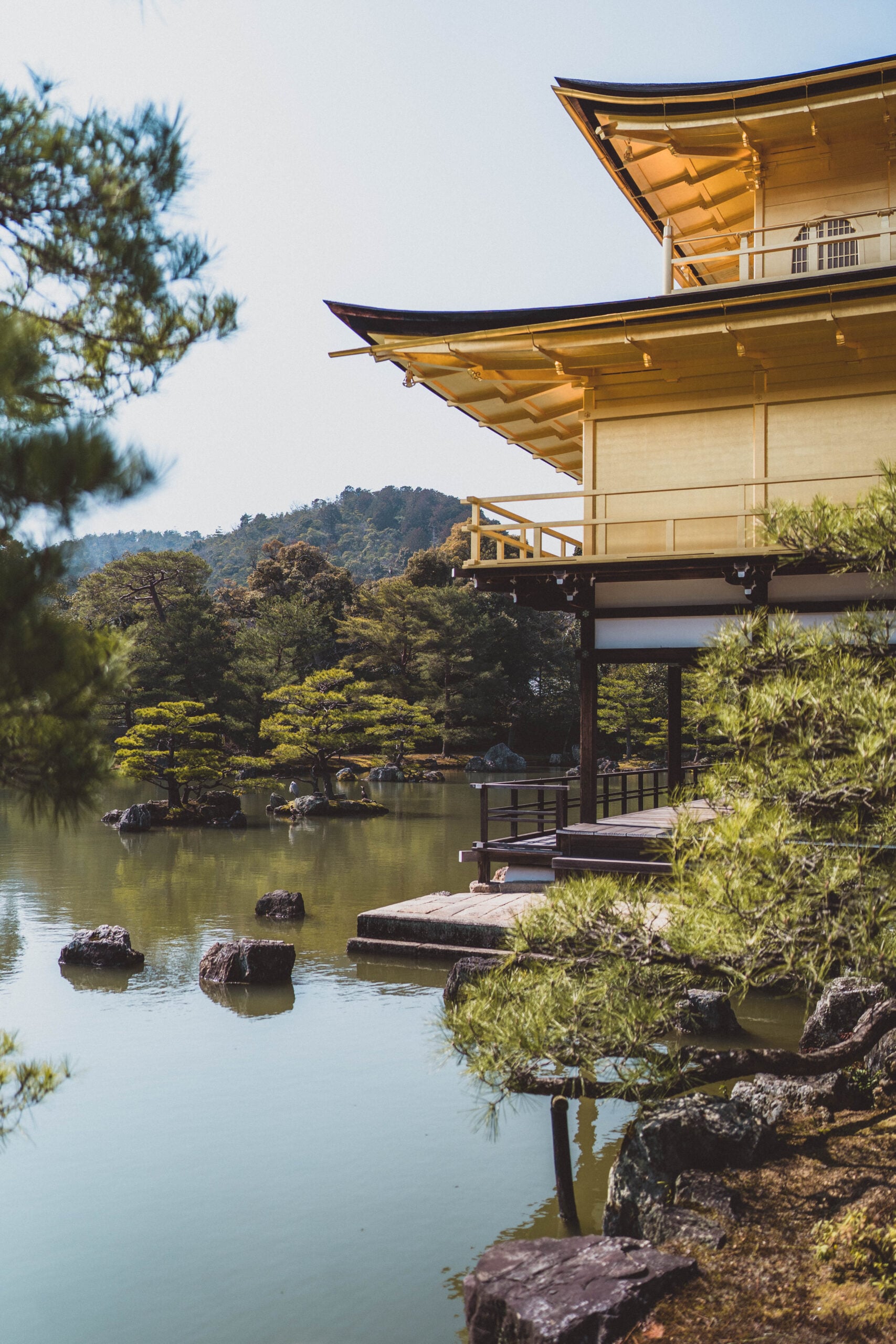 THA　KINKAKUJI How to Visit Kinkaku-ji (Kyoto's Golden Temple) | solosophie
