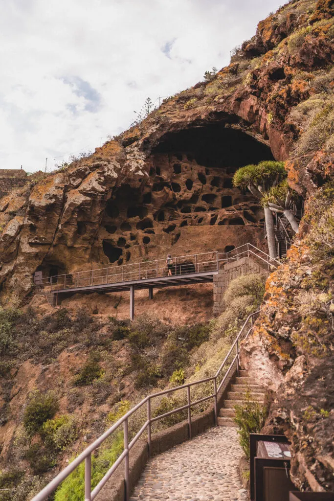 How to Visit Cenobio de Valerón, Gran Canaria | solosophie