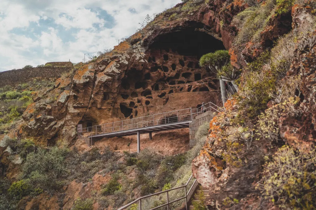 How to Visit Cenobio de Valerón, Gran Canaria | solosophie