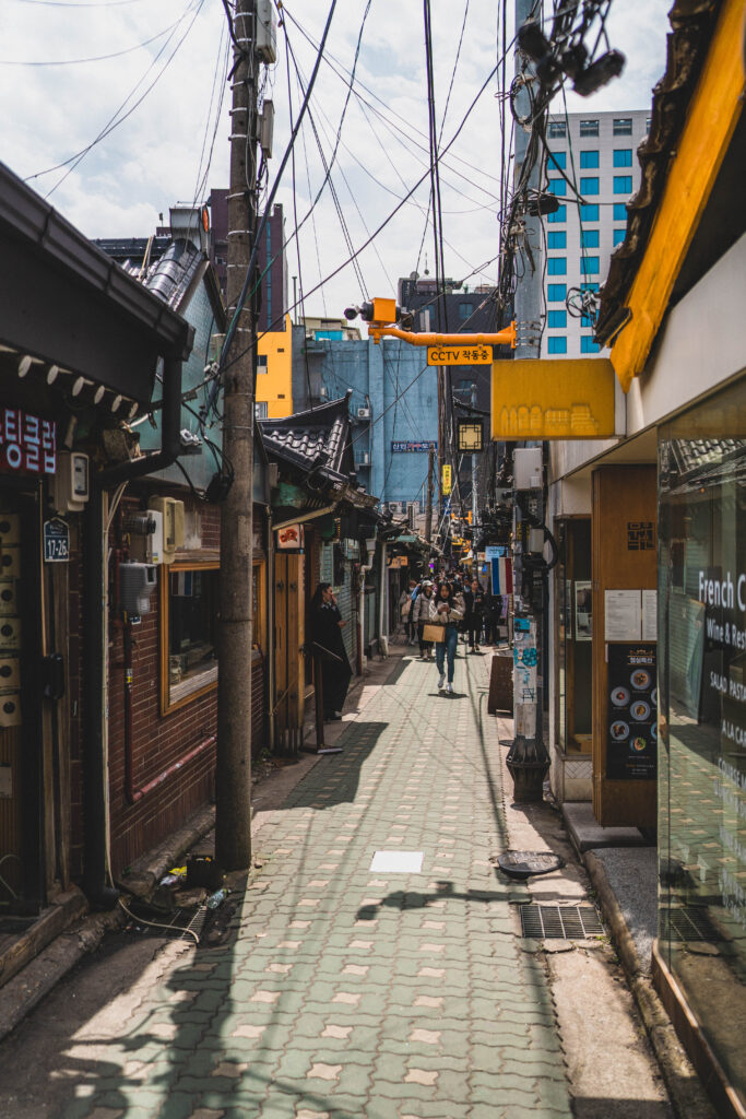 insadong in the day time