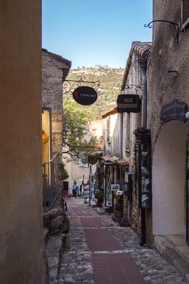 street in eze