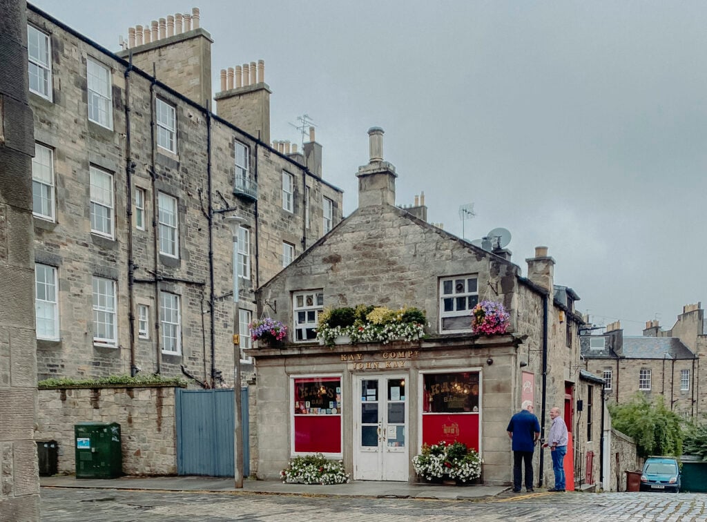 Kay's Bar and Edinburgh pub