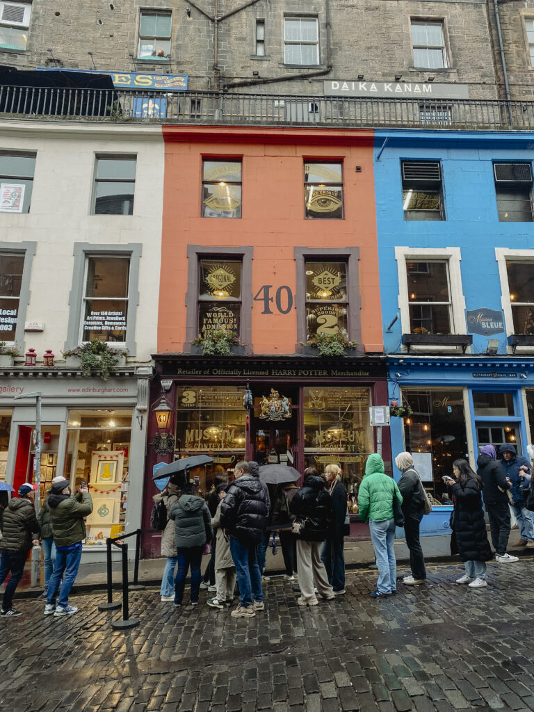 queues outside of the harry potter museum edinburgh