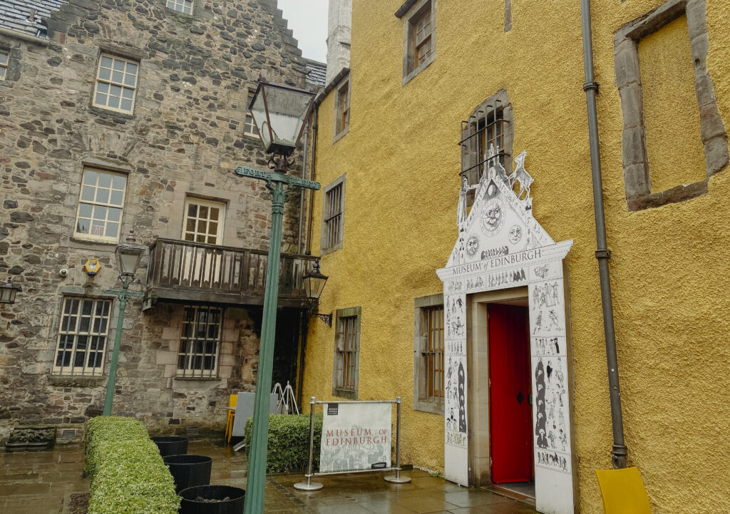 outside of museum of edinburgh