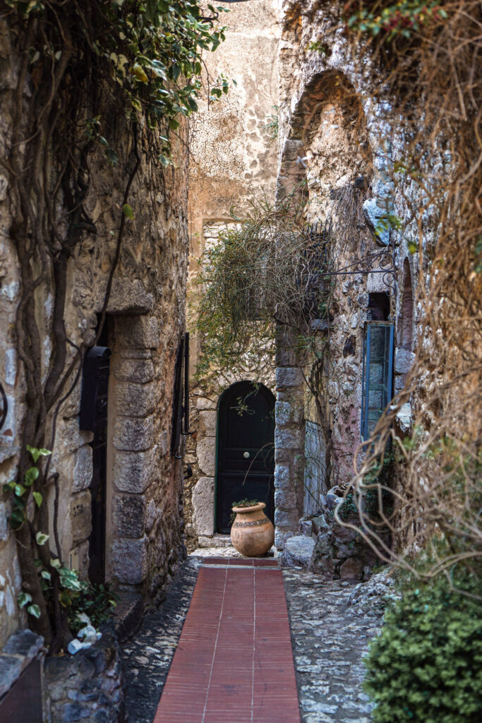 things to do in eze