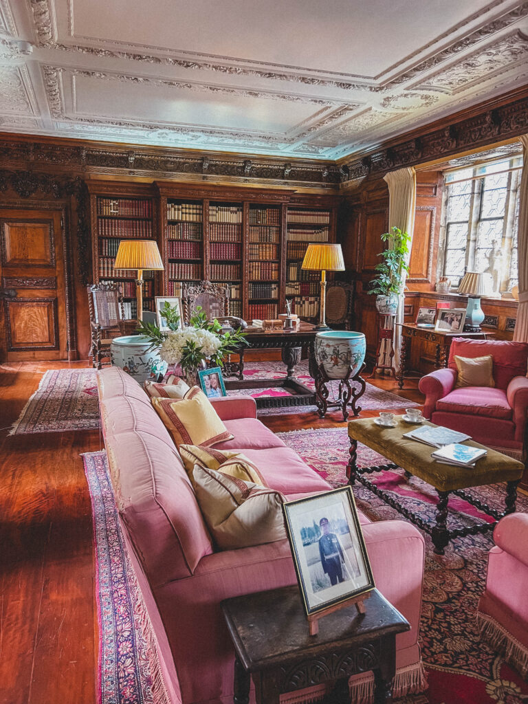 library hever castle