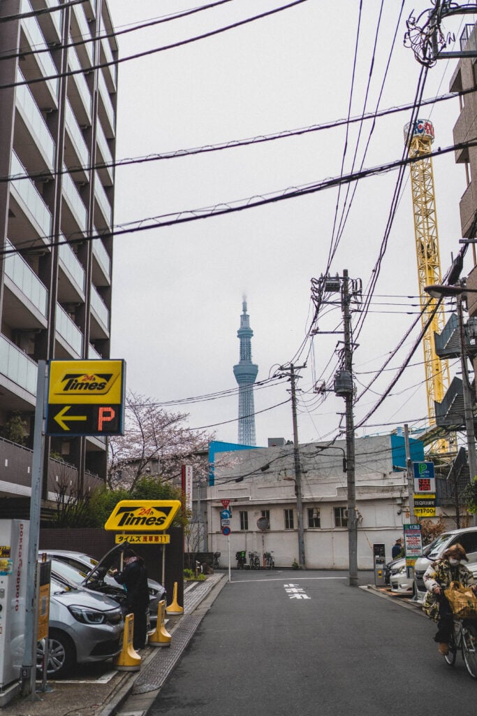 tokyo skytree from far away