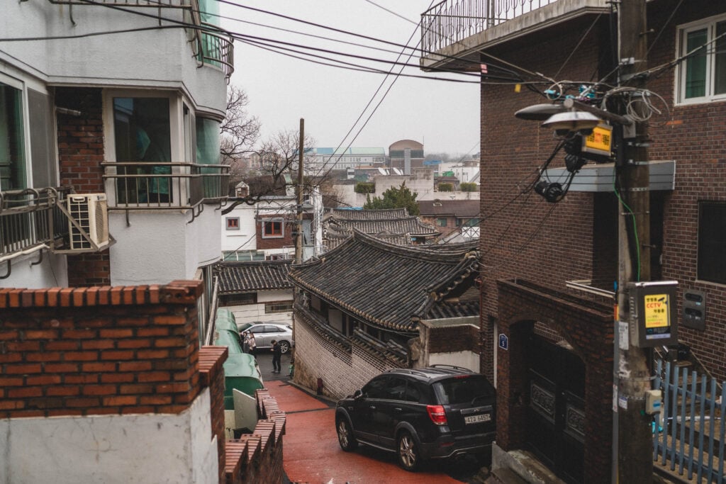 Bukchon Hanok Village little street