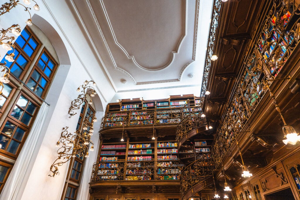 munich law library interior