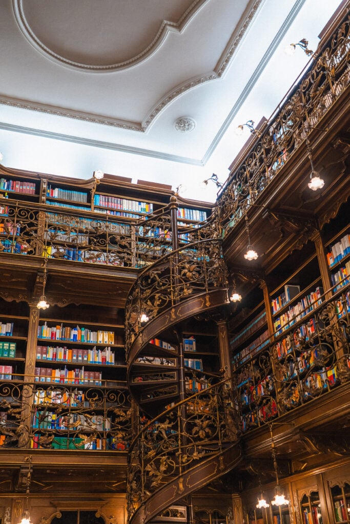 staircase munich law library