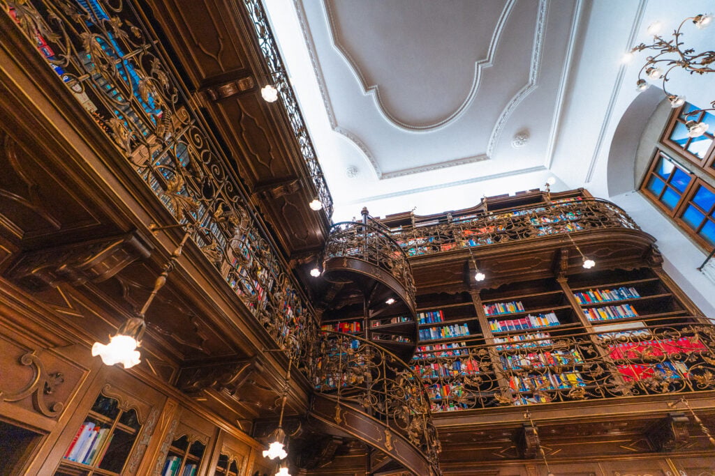 staircase munich law library