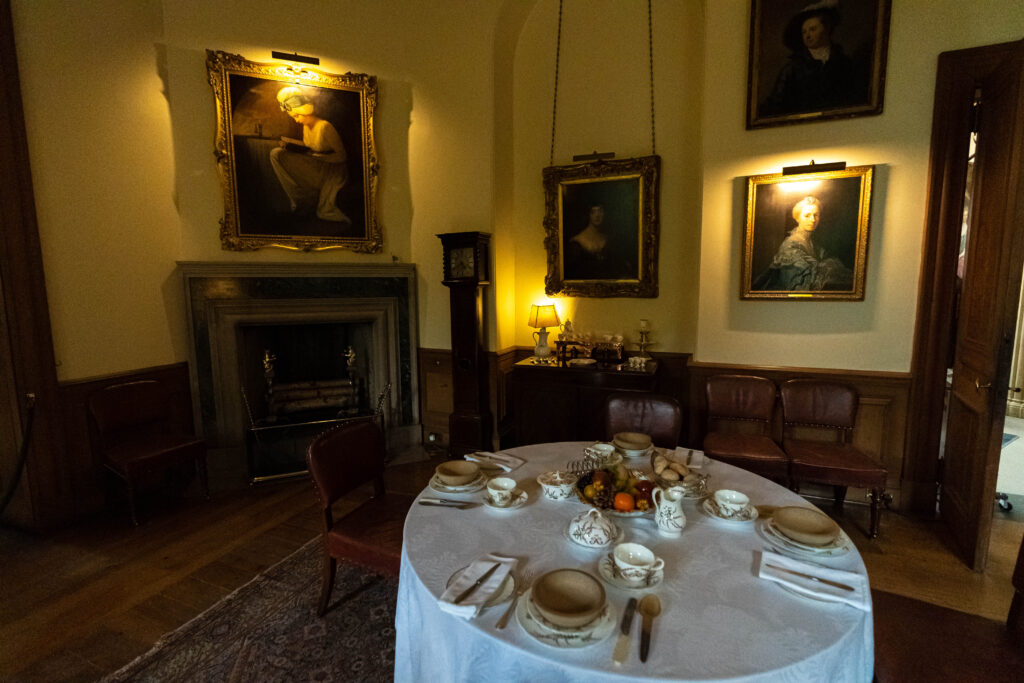 dunrobin breakfast room