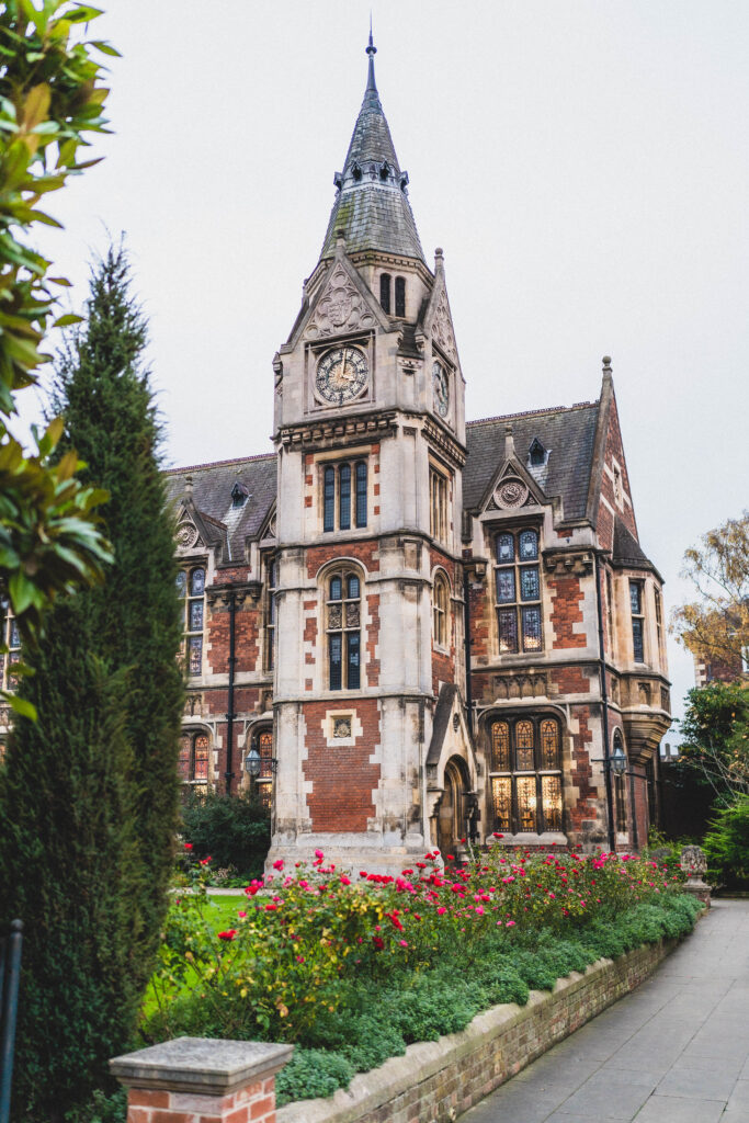 pembroke college cambridge