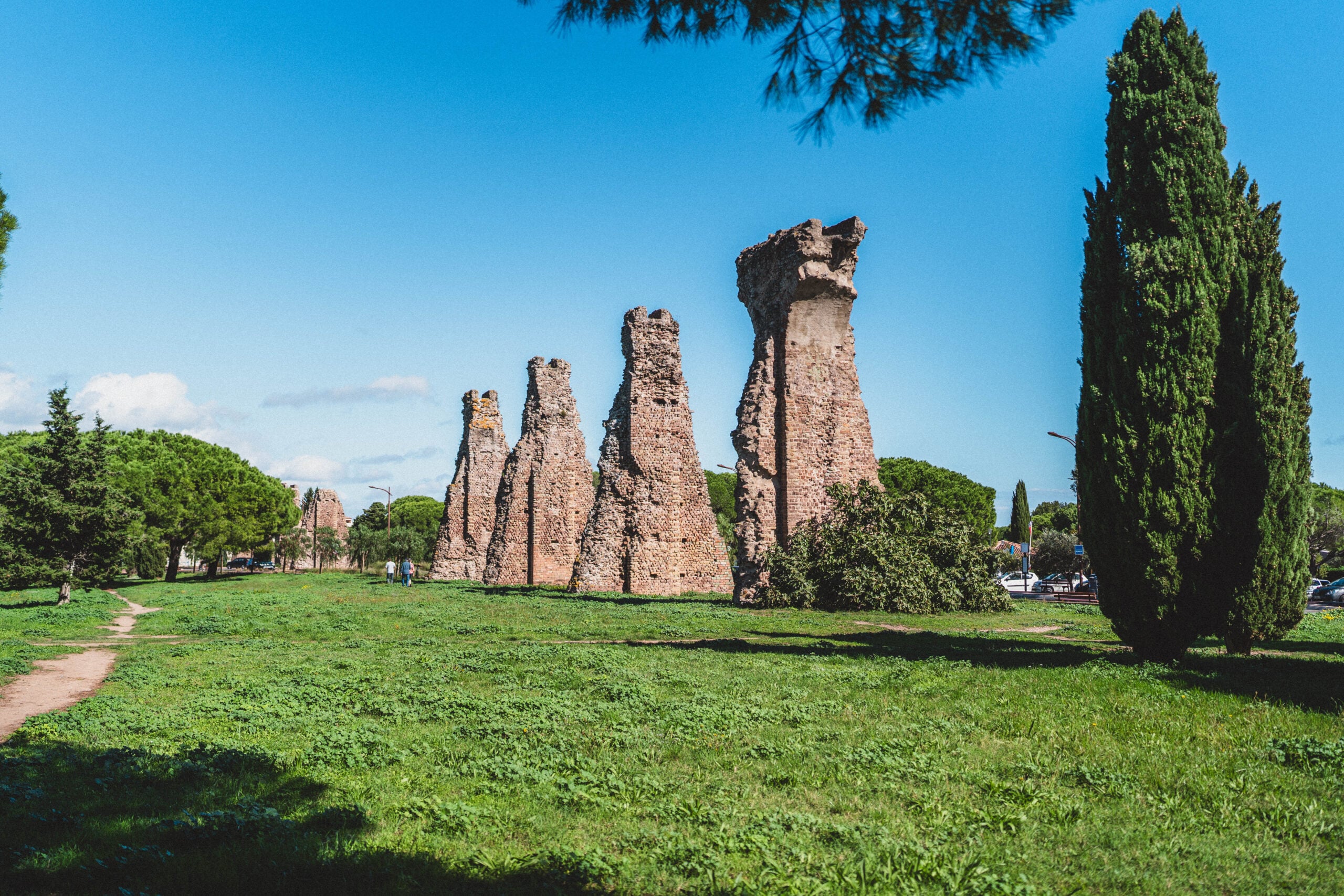 roman acqueduct