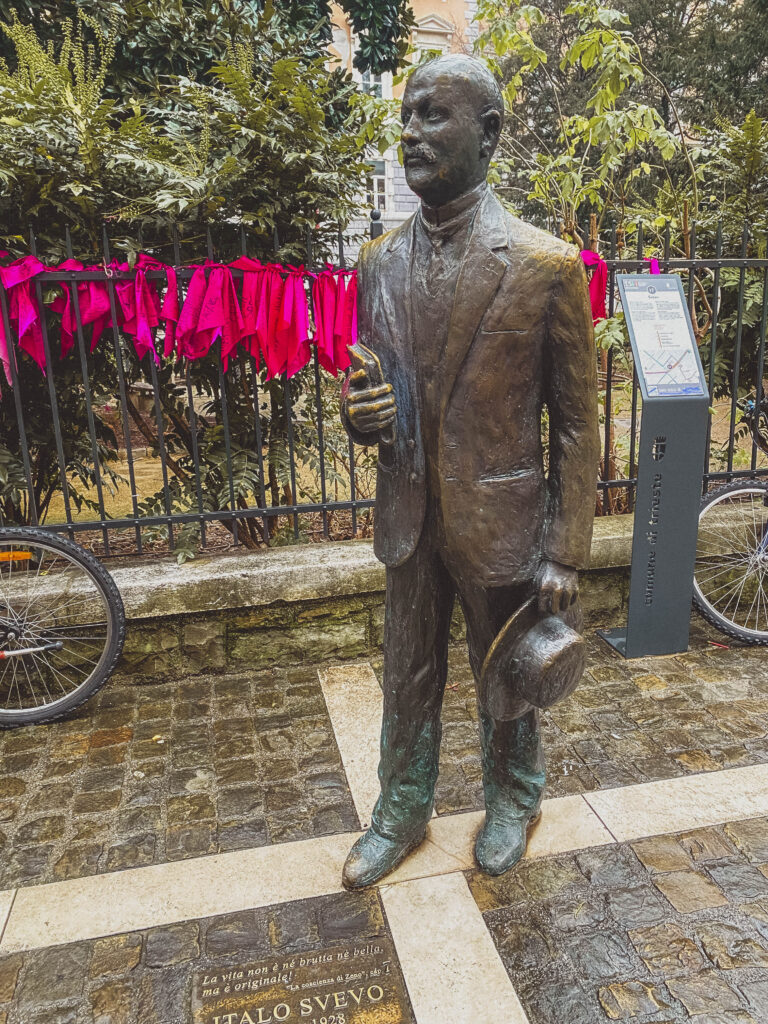 Italo Svevo bronze sculpture in Trieste