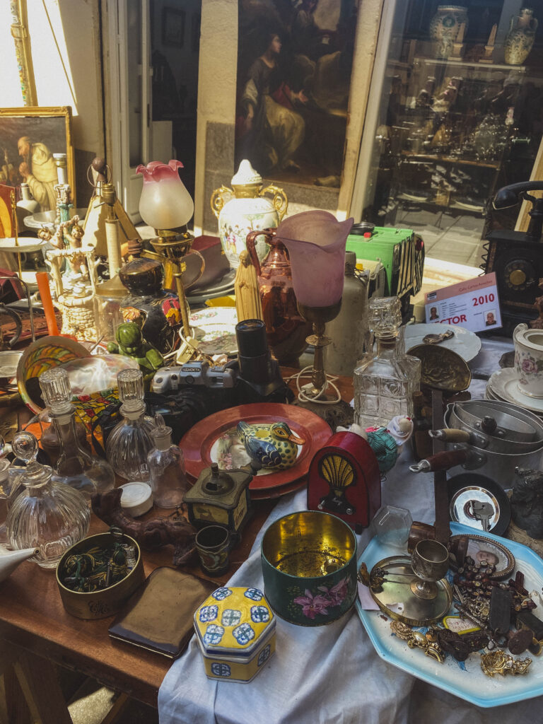 trinkets at El Rastro market in Madrid