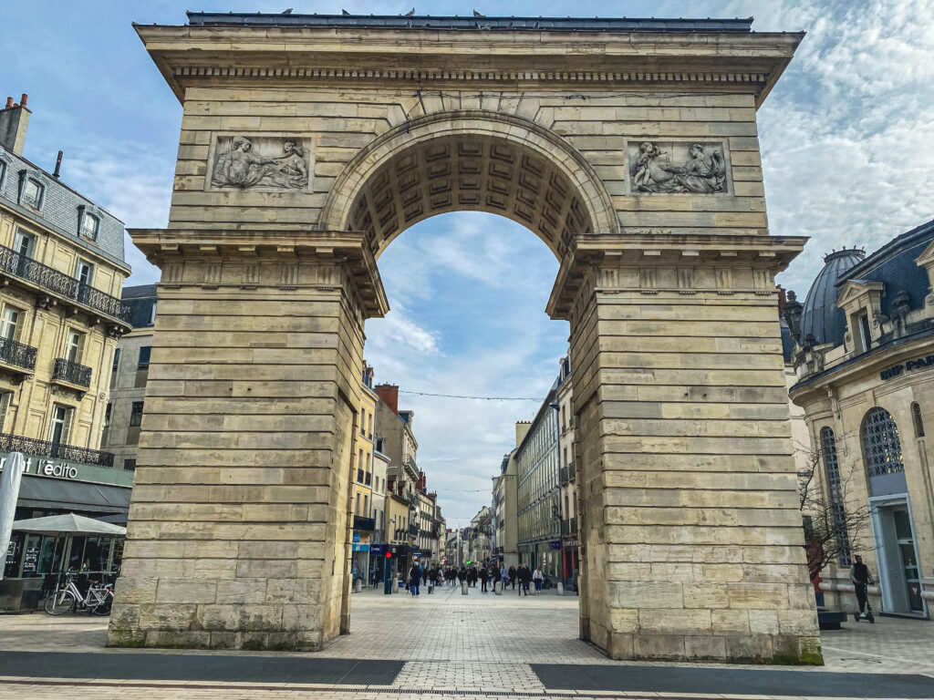 Porte Guillaume Dijon
